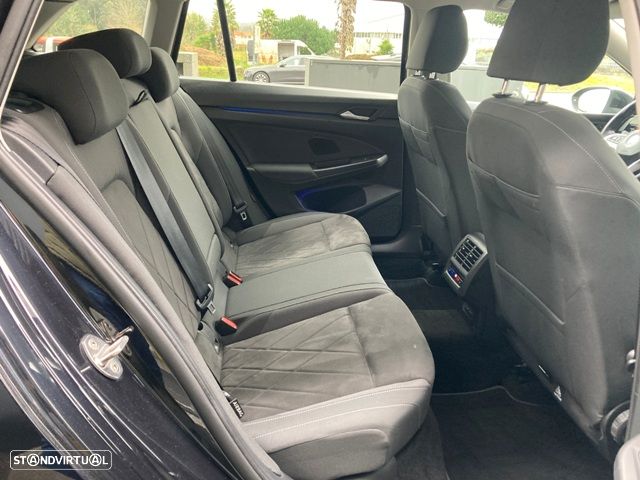 VW Golf Variant 2.0 TDi SCR DSG Style - 38