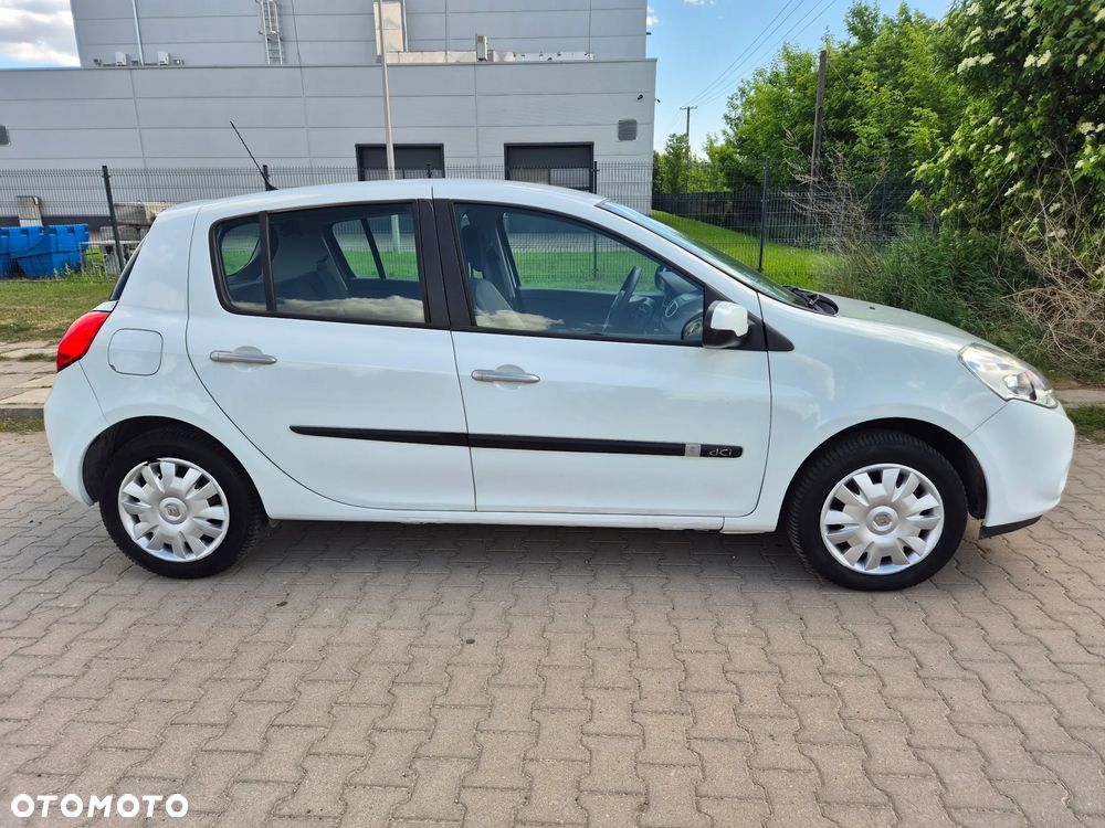 Renault Clio 1.5 dCi Authentique - 28