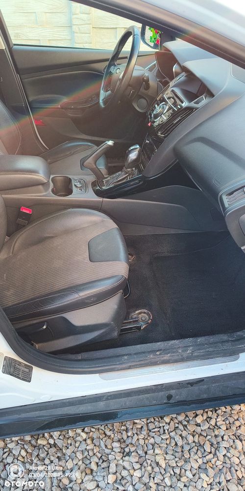 Ford Focus - 13