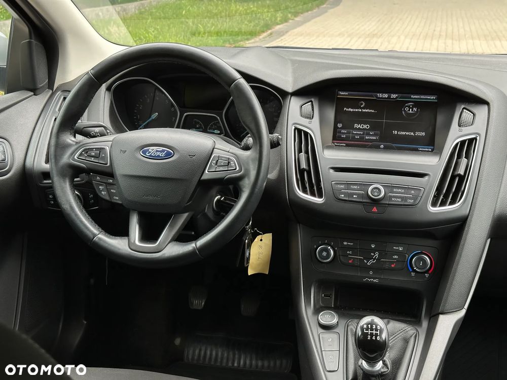 Ford Focus 1.0 EcoBoost Titanium - 9