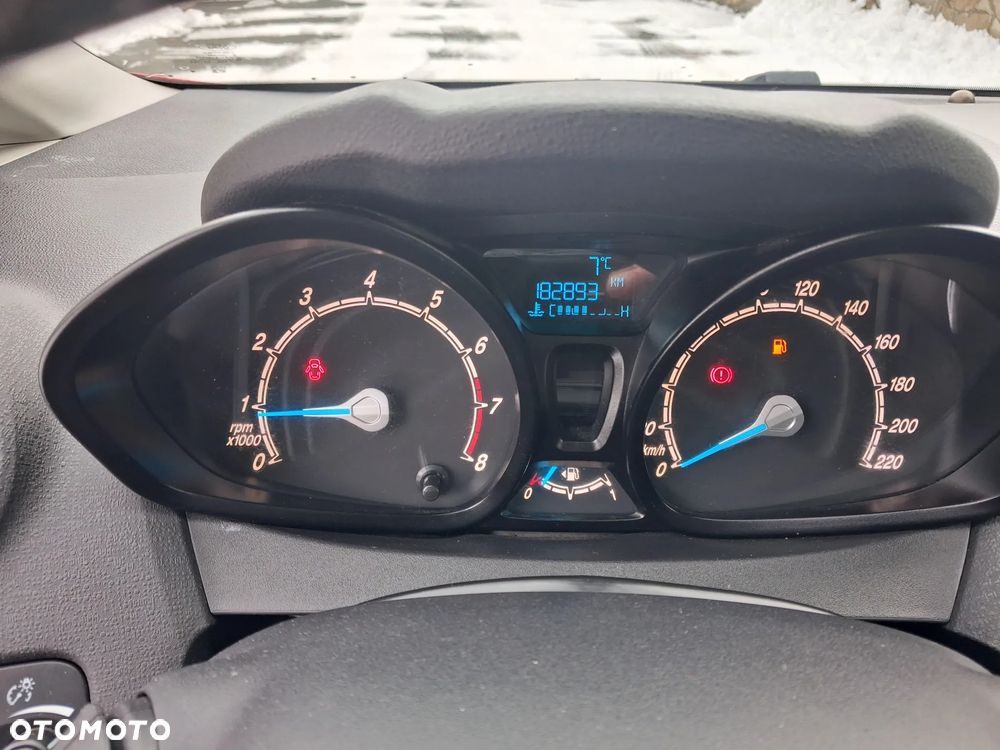 Ford Fiesta 1.25 Celebration - 17