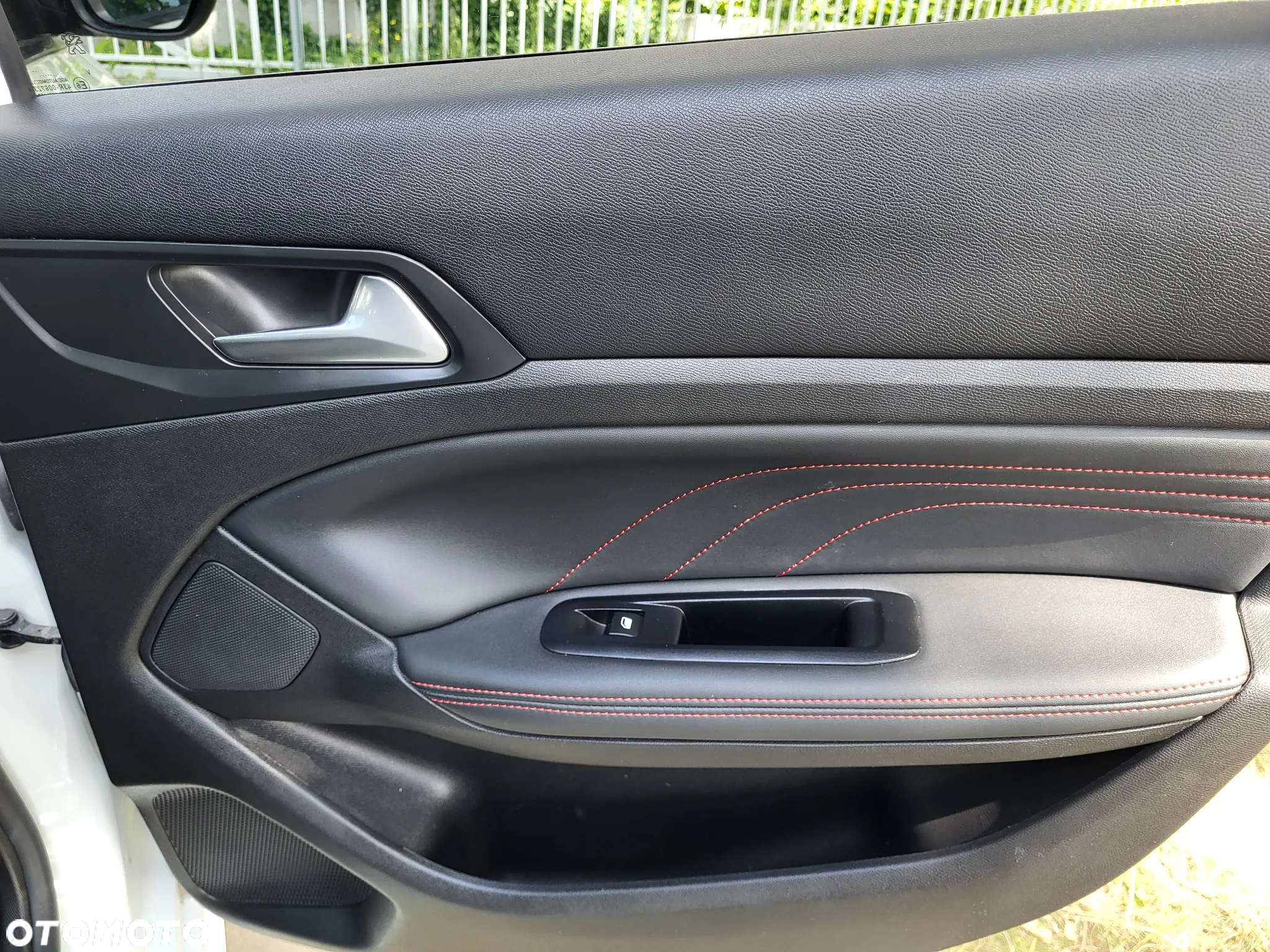 Peugeot 308 SW 1.6 Pure Tech GPF GT S&S EAT8 - 34