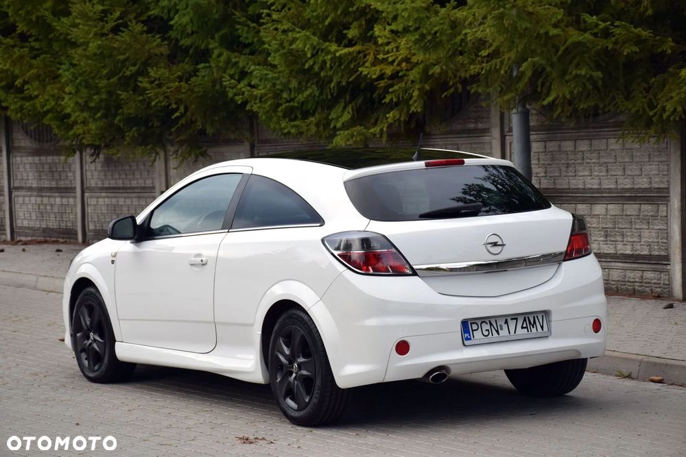 Opel Astra III GTC 1.6 Sport - 19