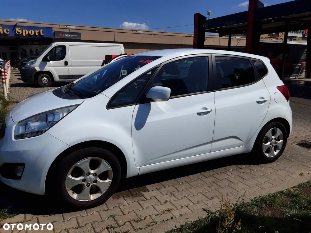 Kia Venga 1.4 CVVT ISG Dream Team Edition - 1