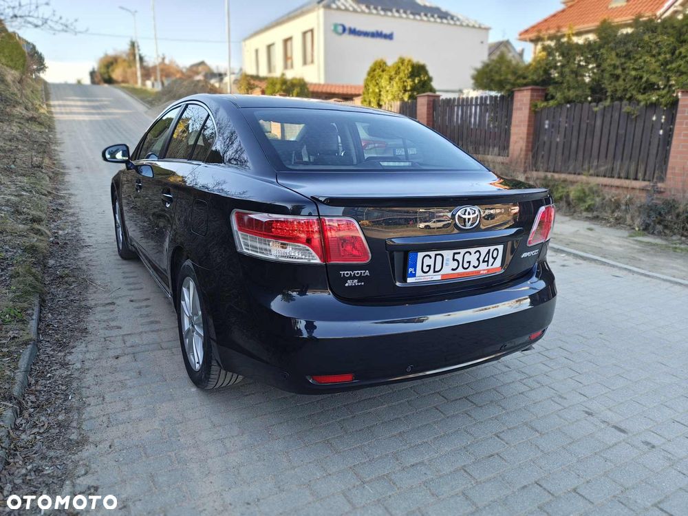 Toyota Avensis 2.0 D-4D - 4