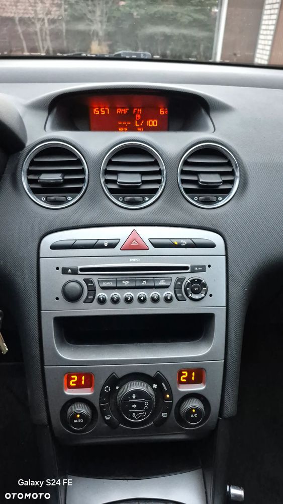 Peugeot 308 1.6 HDi Trendy - 6