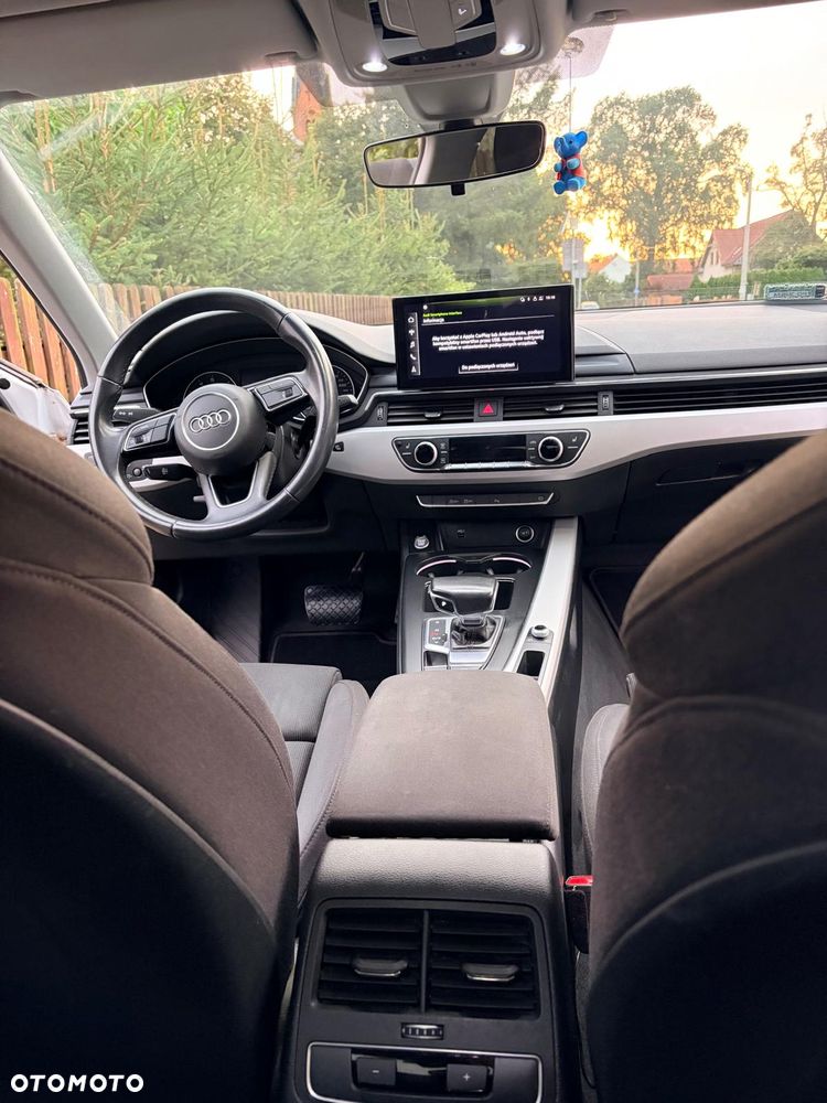 Audi A4 Limousine 35 TFSI mHEV Advanced S tronic - 12