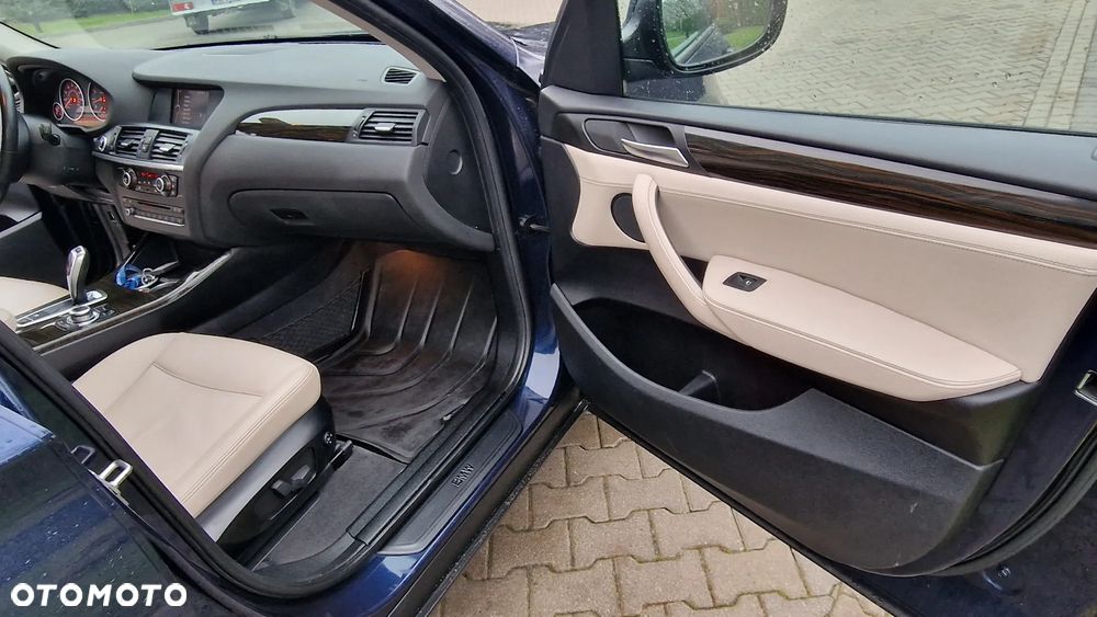 BMW X3 28i xDrive - 16