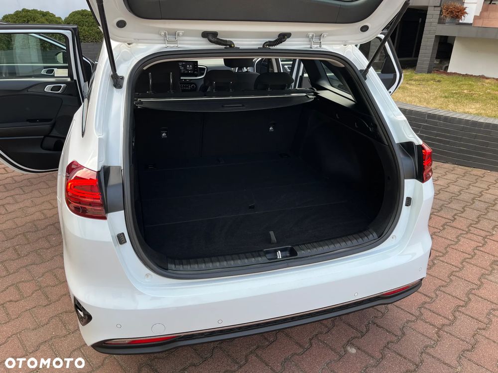 Kia Ceed 1.5 T-GDI M - 21