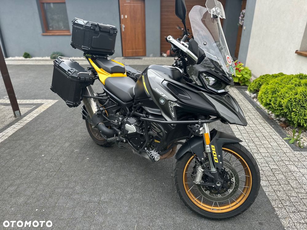 QJMOTOR SRT 800SX - 1