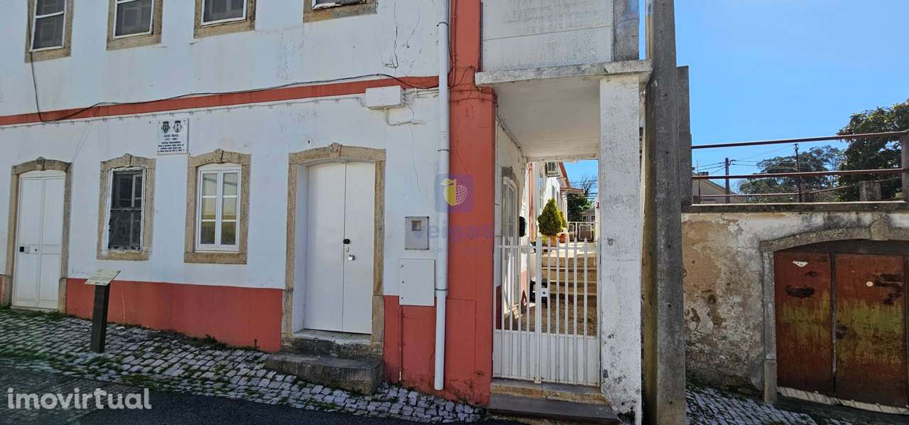 Prédio para venda em Bucelas - Grande imagem: 5/14