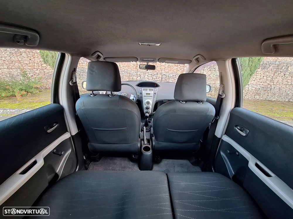 Toyota Yaris 1.0 VVT-i Sol High Pack - 20