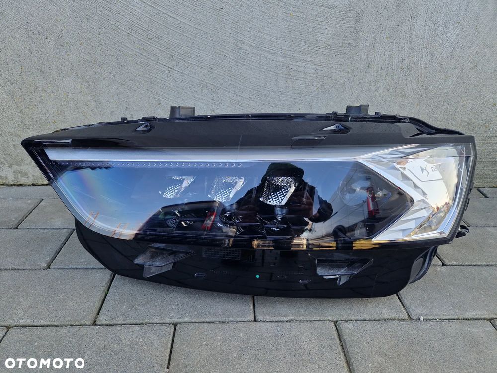 LAMPA PRZEDNIA LEWA DS 7 CROSSBACK 2017-- DS LED VISION - 1