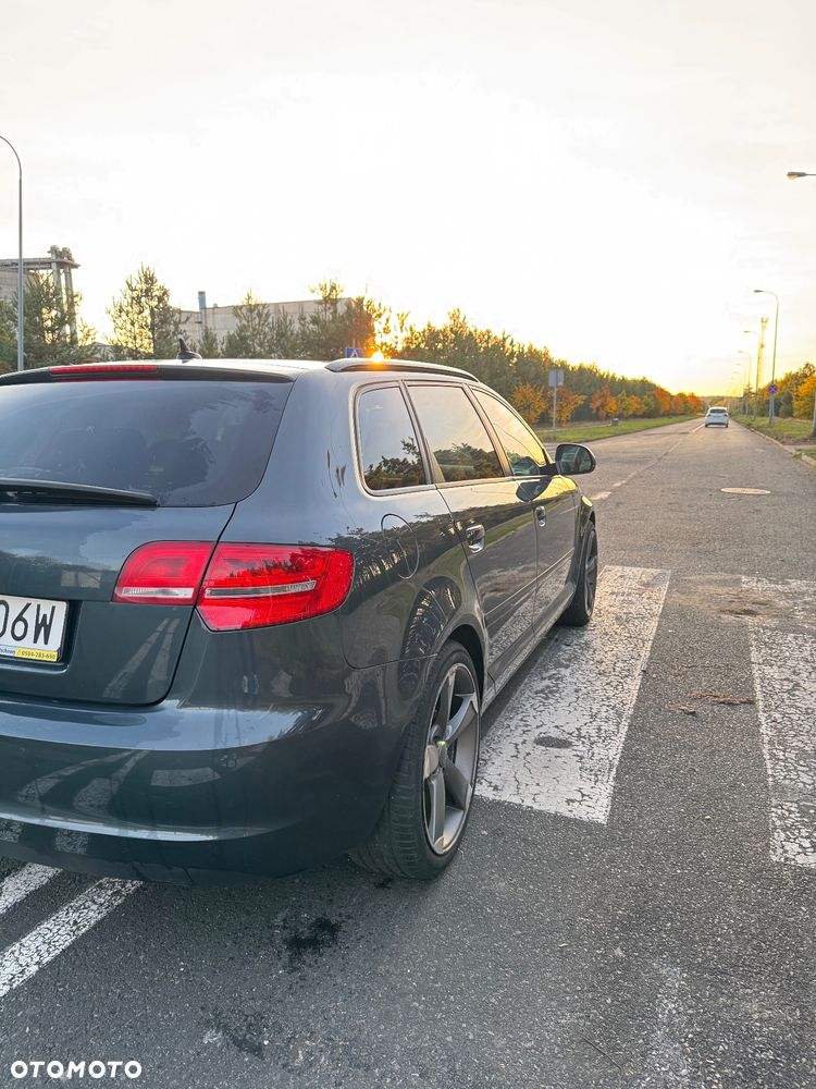 Audi A3 2.0 TDI DPF Attraction S tronic - 5