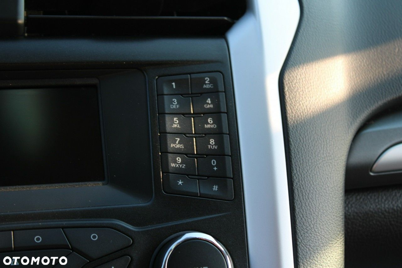 Ford Mondeo - 27