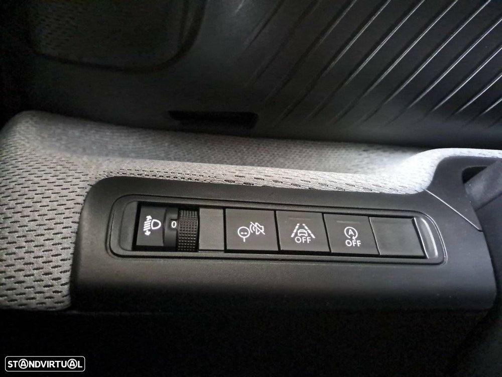 Citroën C3 1.2 PureTech Max - 23