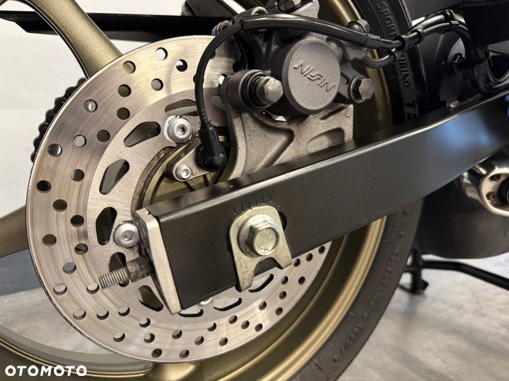 Yamaha XJ - 17