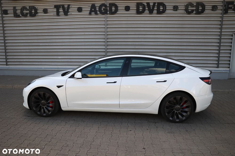 Tesla Model 3 - 14