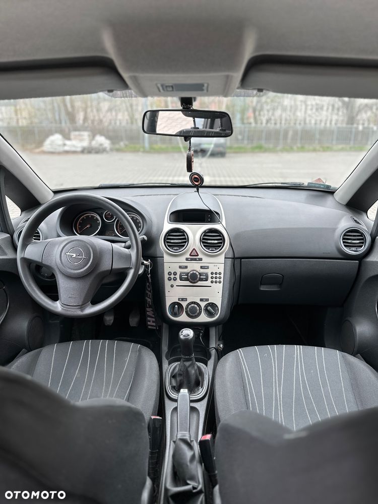 Opel Corsa 1.2 16V Enjoy - 18