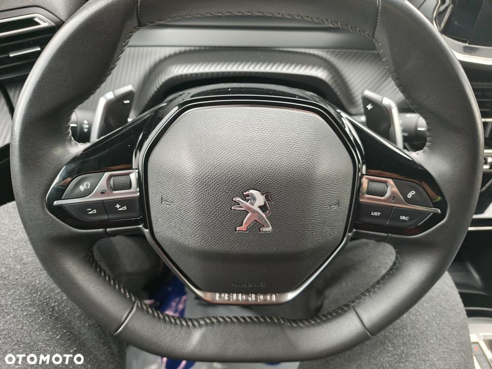 Peugeot 2008 - 17