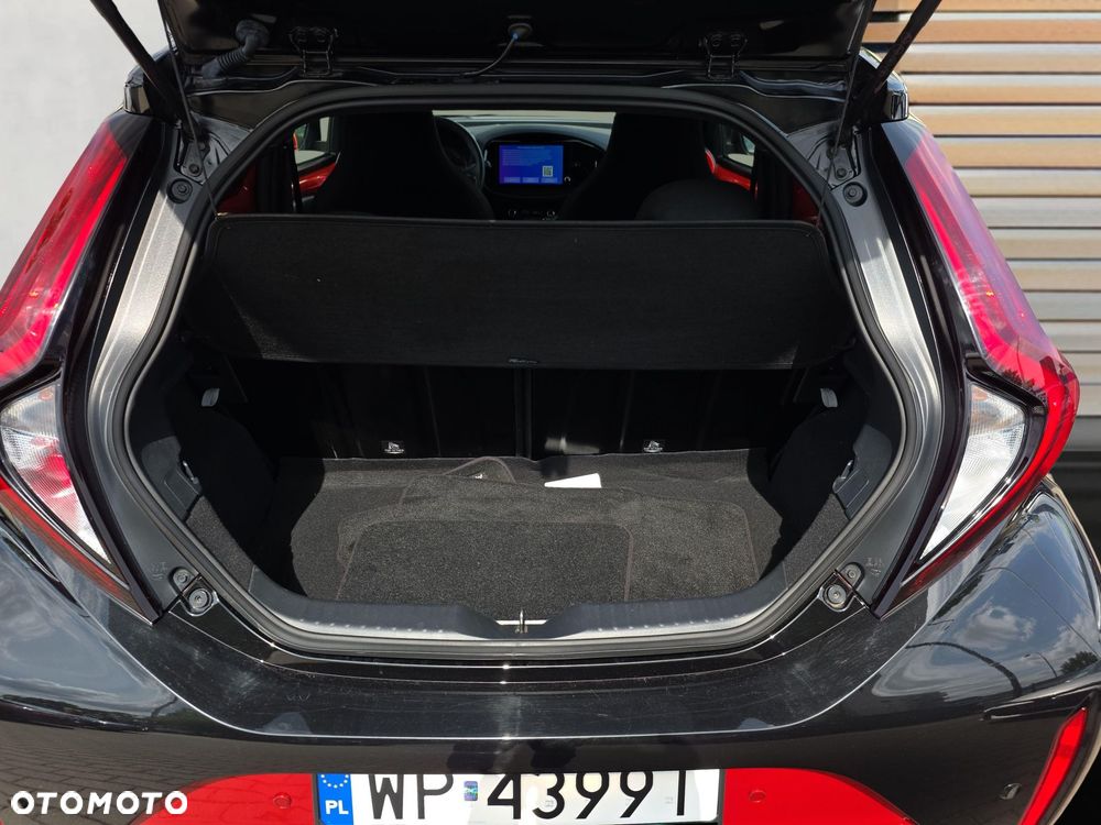 Toyota Aygo X 1.0 VVT-i Style CVT - 14