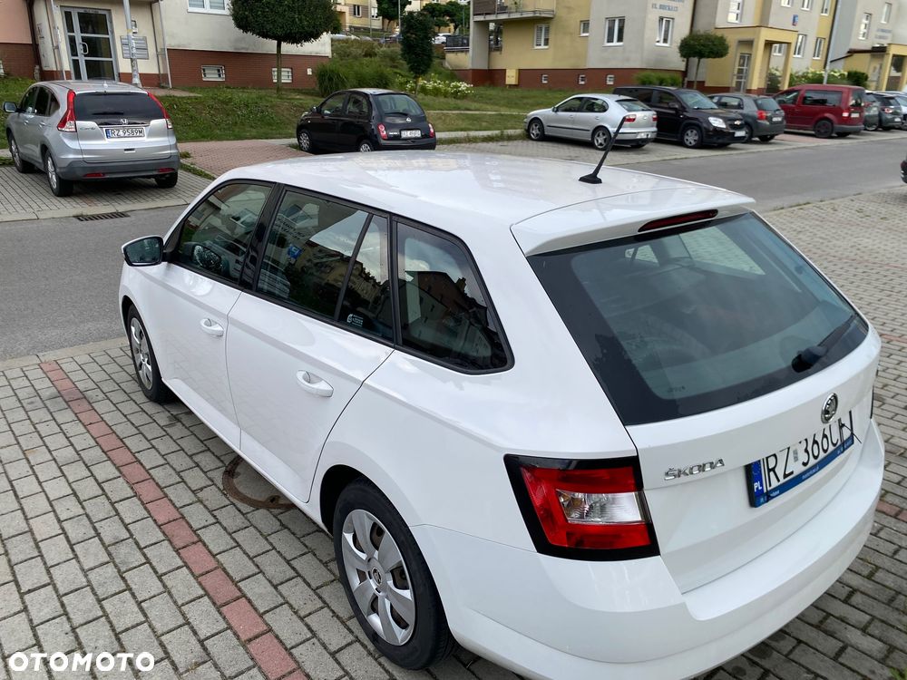 Skoda Fabia 1.2 TSI Active - 5