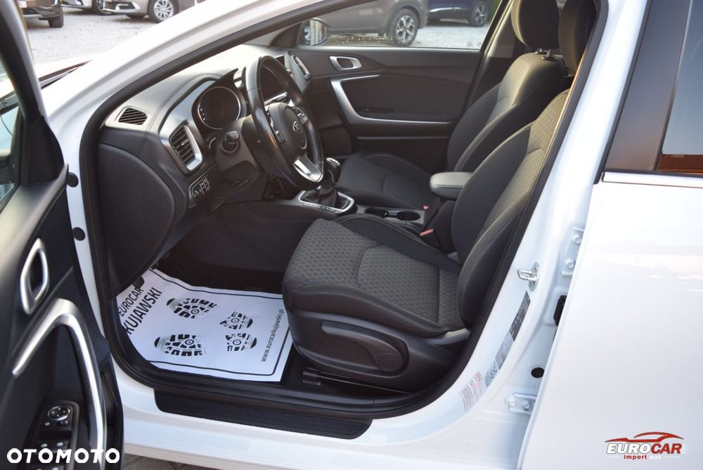 Kia Ceed 1.4 T-GDI L Business Line - 10