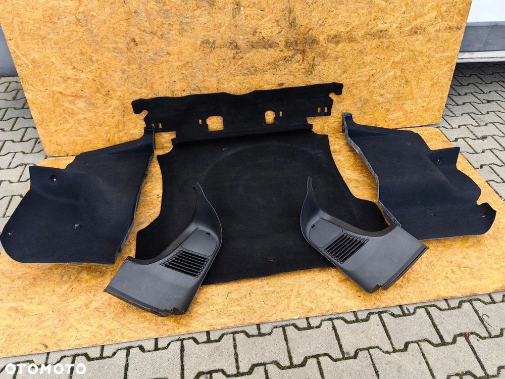 Tapicerka wykładzina bagażnika SEAT TOLEDO II komplet czarna - 1