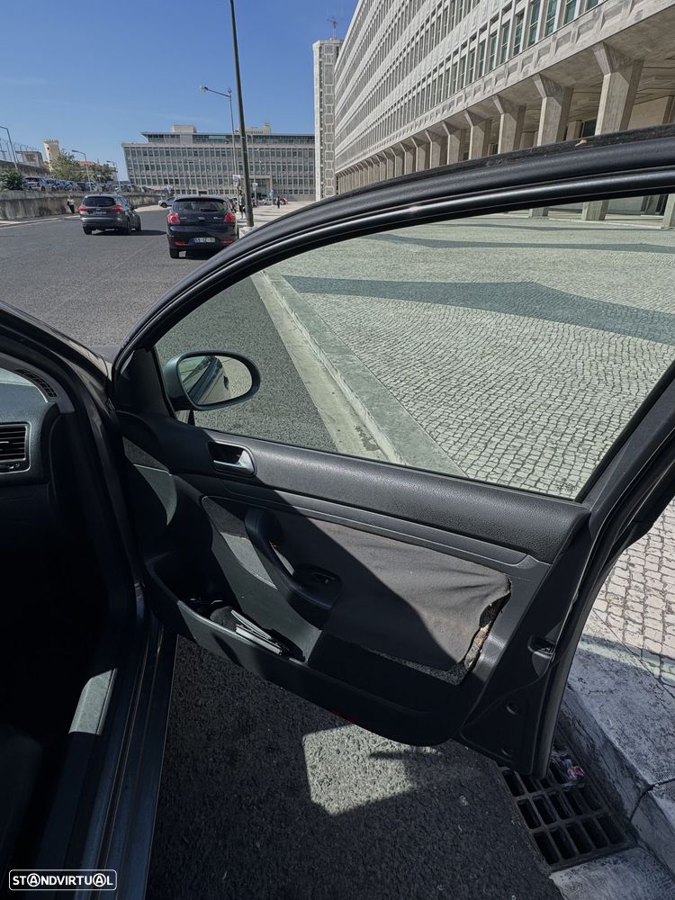 VW Golf - 23