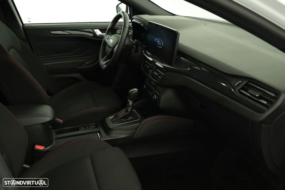 Ford Focus 1.0 EcoBoost MHEV ST-Line X Aut. - 21