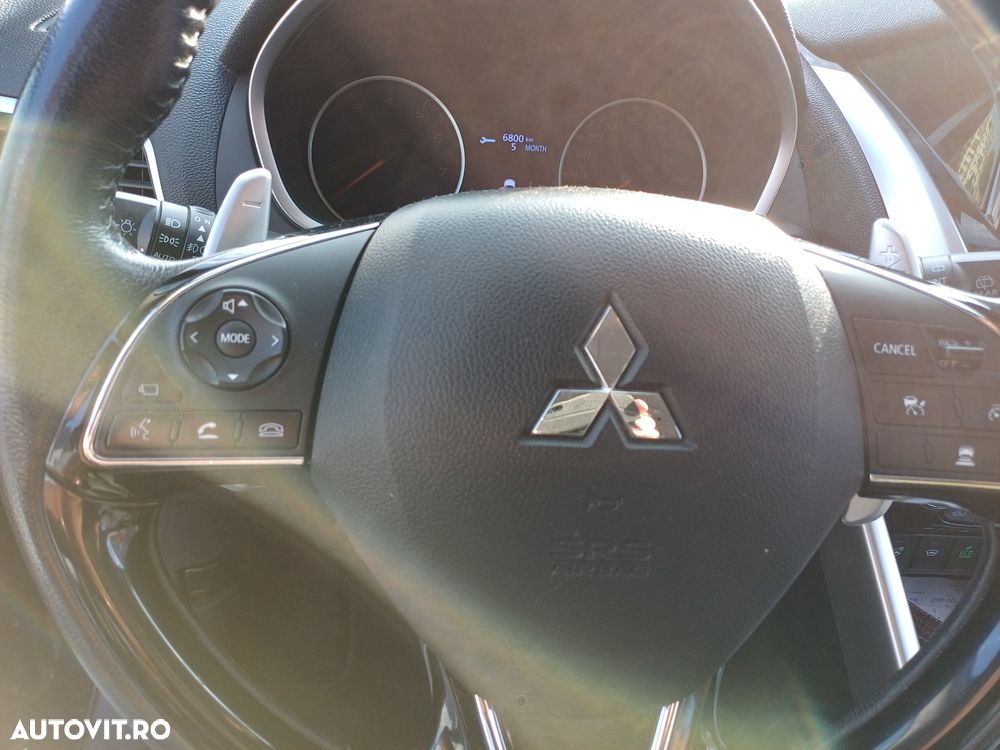 Mitsubishi Eclipse-Cross 1.5-litre 16-valve DOHC MIVEC 4X4 Instyle+ Aut. - 11