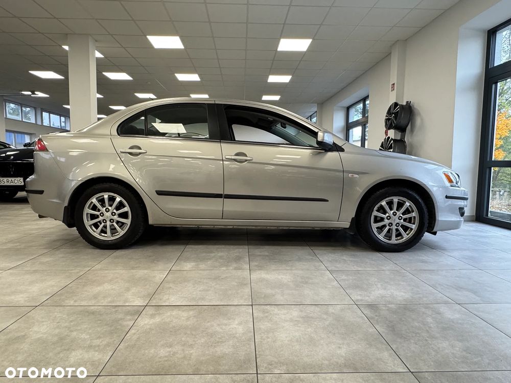 Mitsubishi Lancer 1.8 Intense - 4