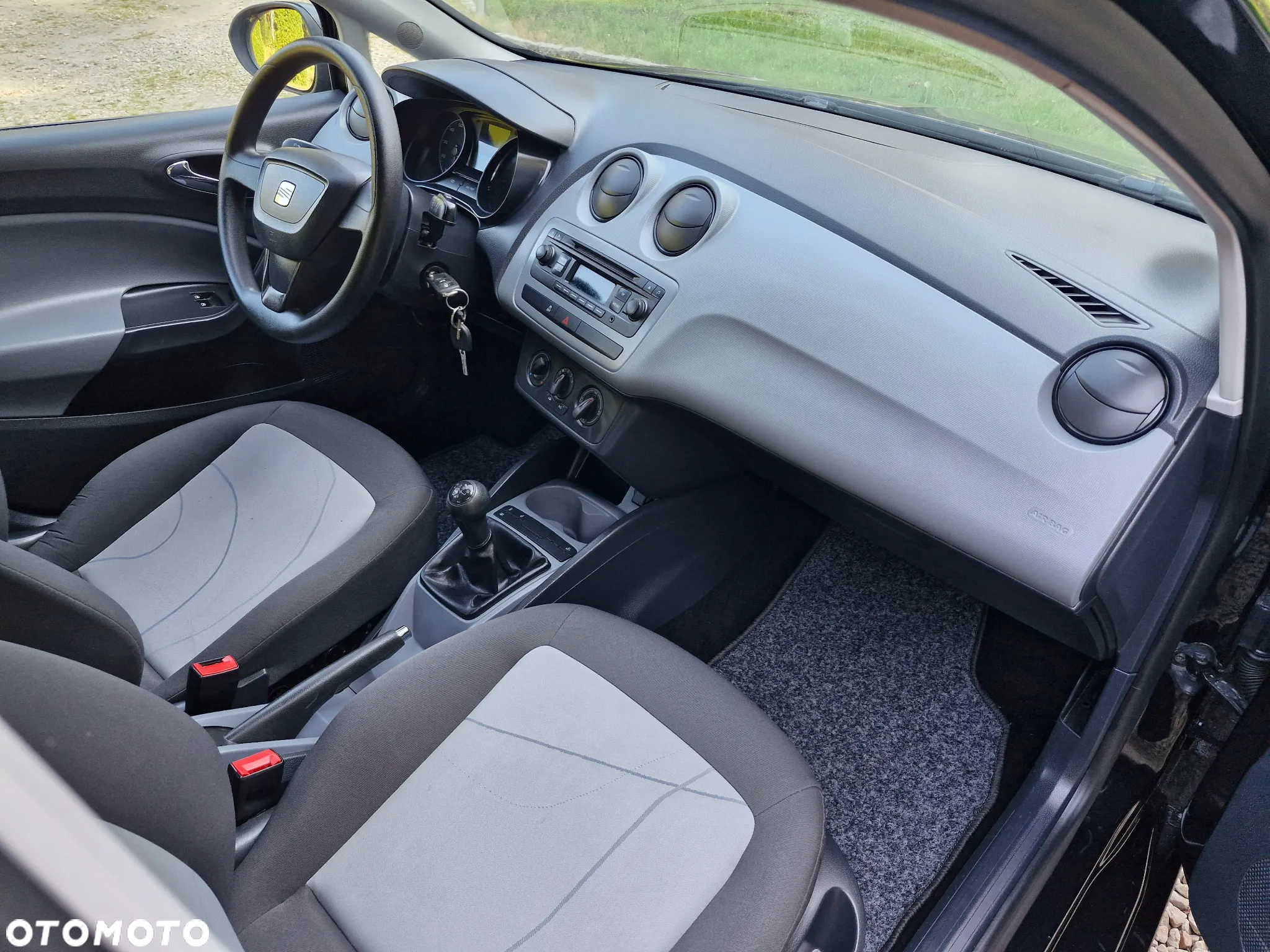 Seat Ibiza 1.4 16V Reference - 6