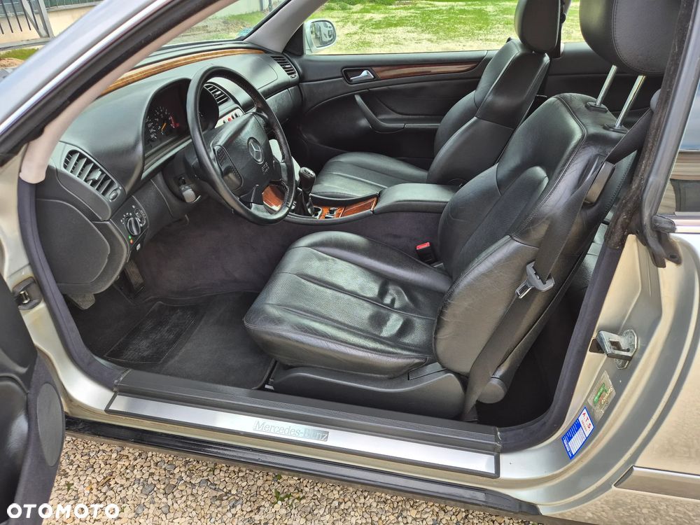 Mercedes-Benz CLK - 5