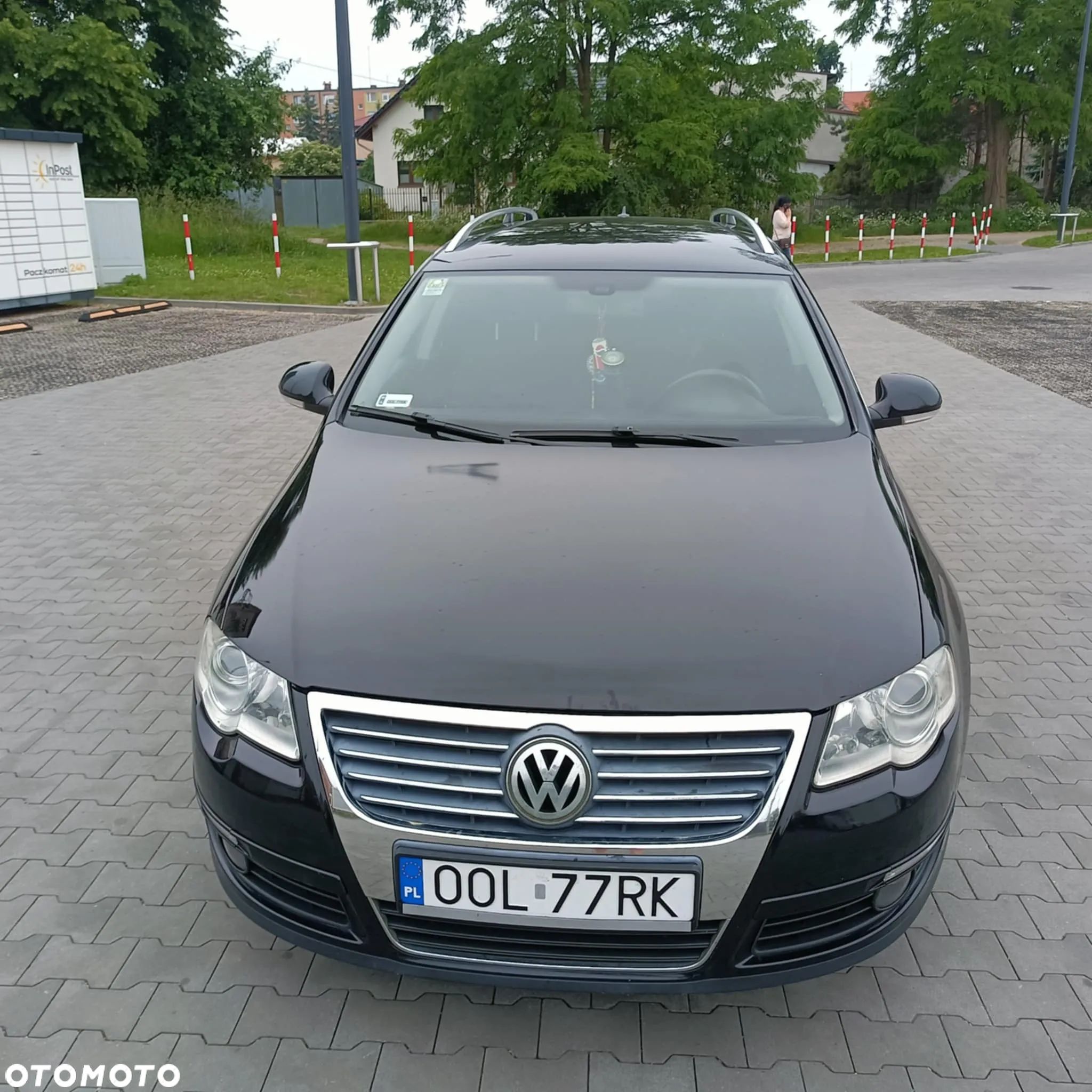 Volkswagen Passat - 1