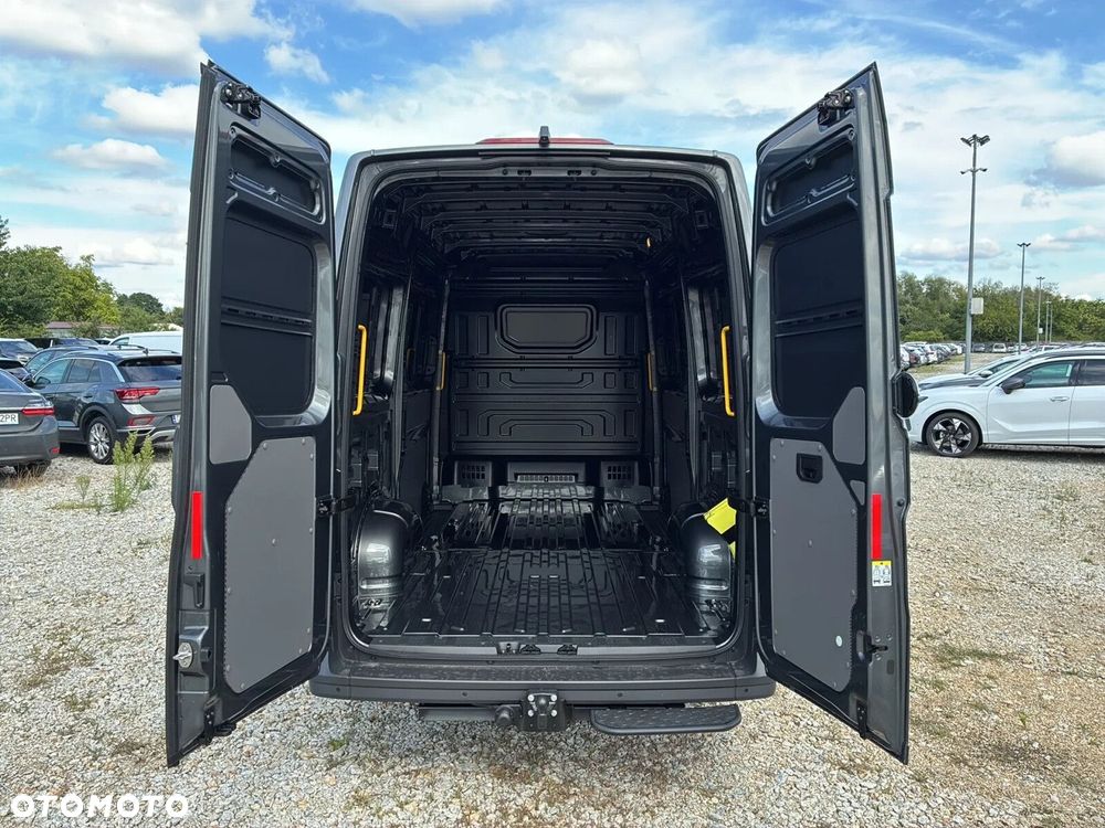 Volkswagen Crafter 35 Furgon AUTOMAT/L3H3, 2.0TDI 177KM, Wysoki dach, r.o. 3640 - 10