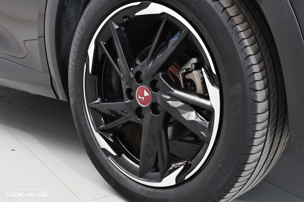 DS DS7 Crossback E-Tense Performance Line EAT8 - 13