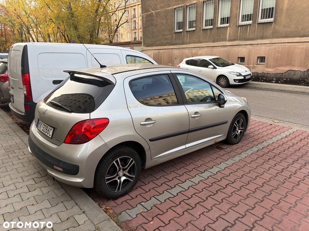 Peugeot 207 1.4 - 4