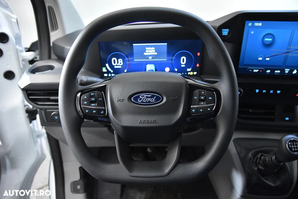 Ford Transit Custom Van - 14