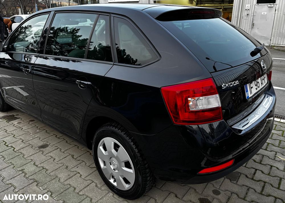 Skoda RAPID Spaceback 1.2 TSI Style - 8