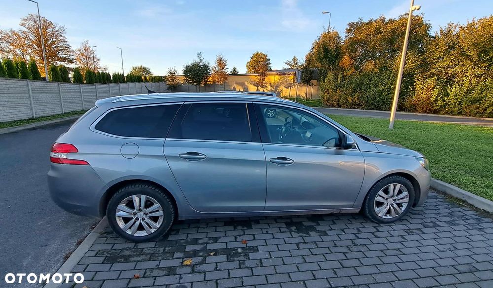 Peugeot 308 BlueHDi 120 Stop & Start Niveau 2 Business-Line - 5
