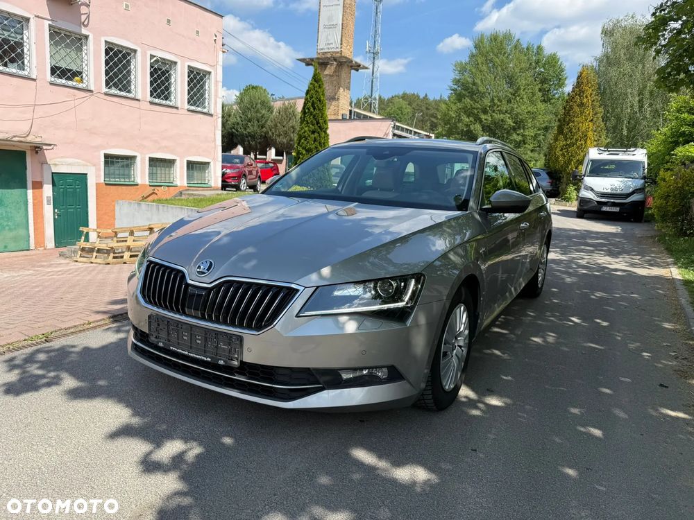Skoda Superb 2.0 TDI L&K DSG - 2