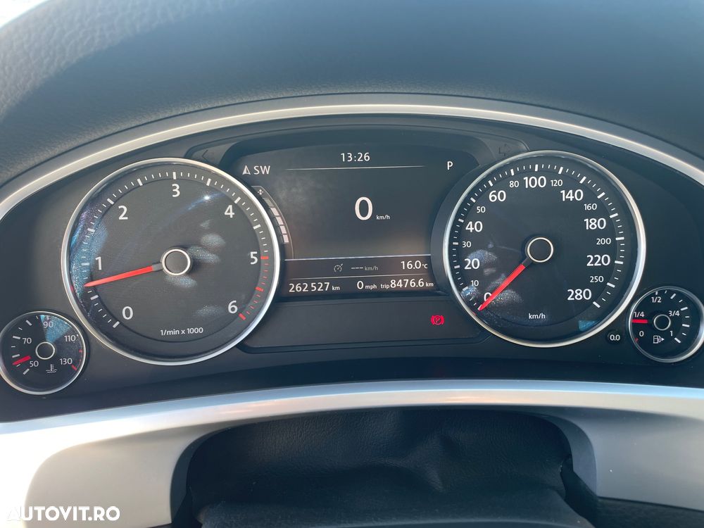 Volkswagen Touareg 3.0 V6 TDI BMT - 18