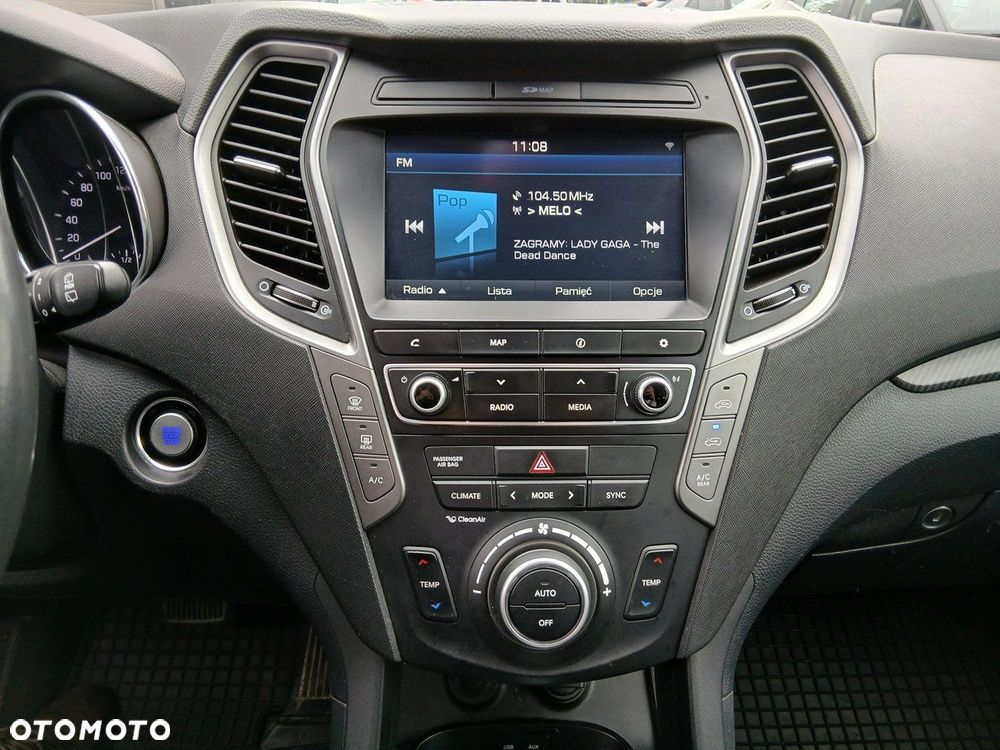Hyundai Santa Fe - 25