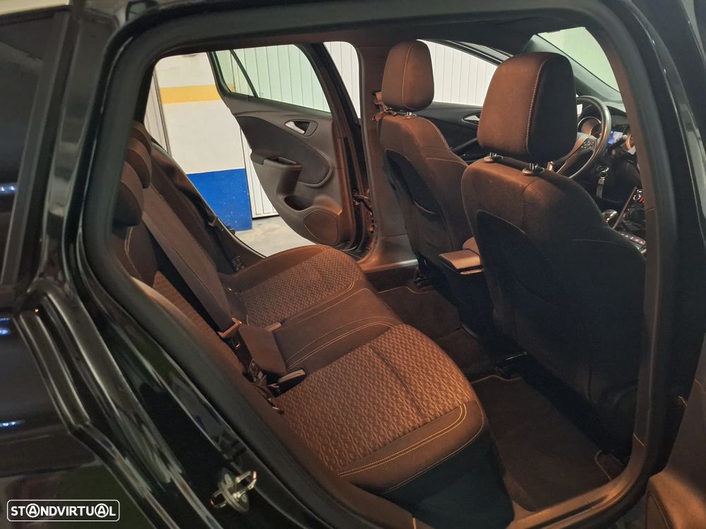 Opel Astra Sports Tourer 1.4 T Dynamic Sport - 29