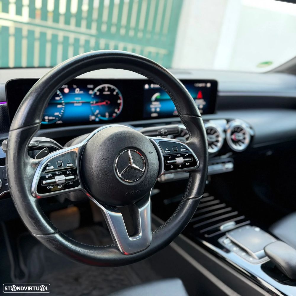 Mercedes-Benz CLA 180 d 8G-DCT AMG Line - 14