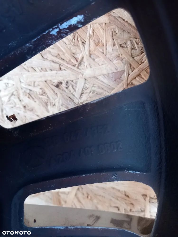 felga aluminiowa r16 7.0jx16h2 et43 5x112 mercedes w204 c-klassa a2044010602 - 9