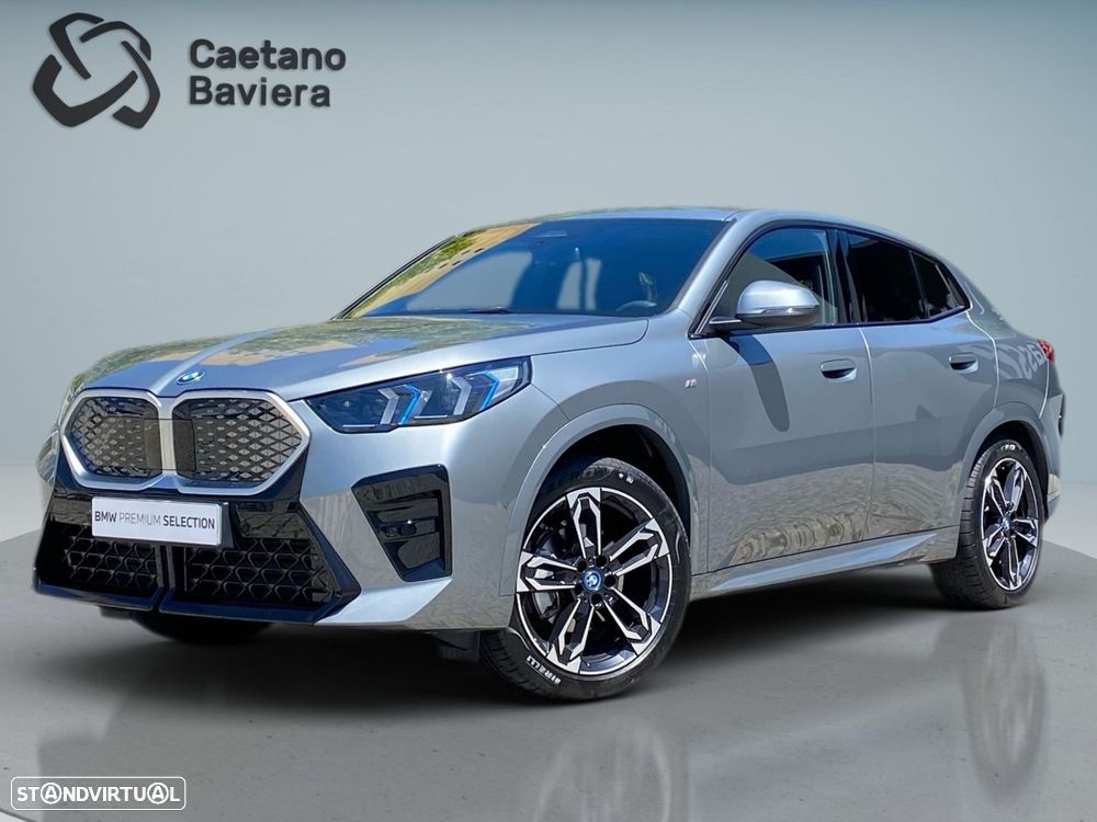 BMW iX2 eDrive20 Pack Desportivo M - 1