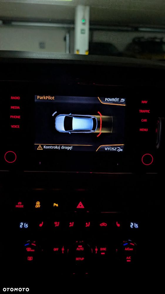 Seat Leon 2.0 TDI DPF Start&Stop DSG FR - 24