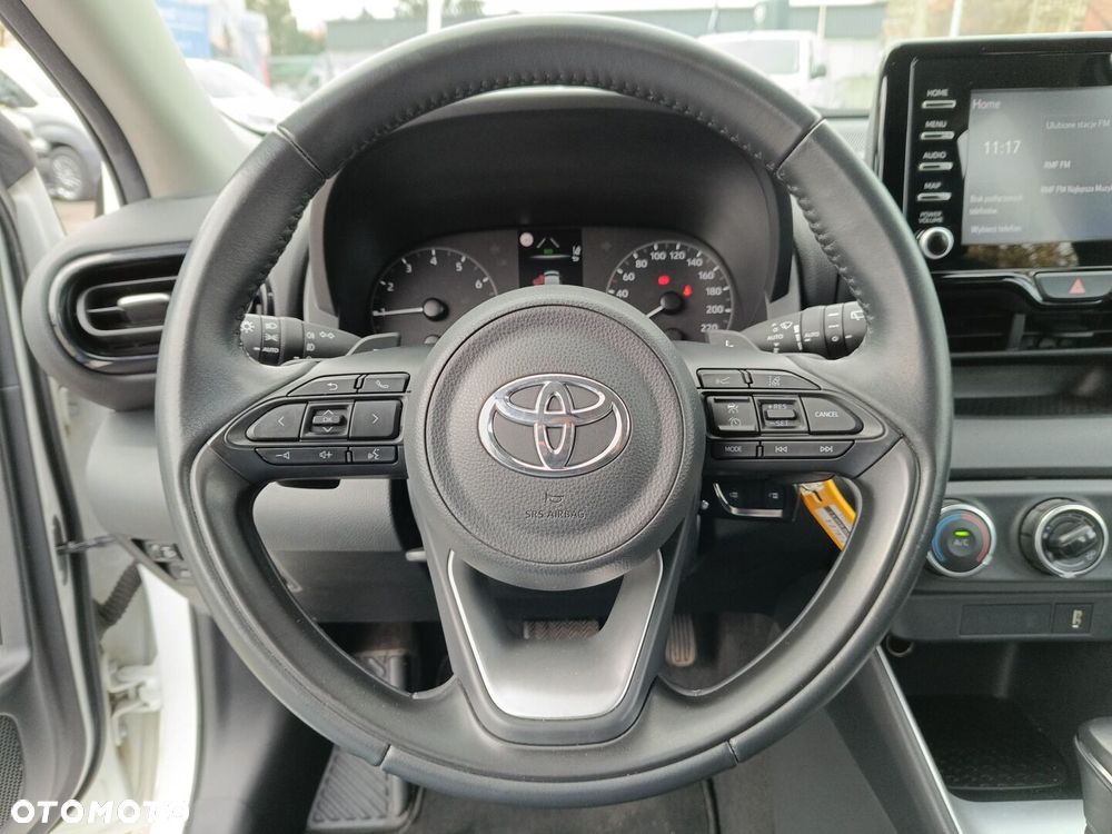 Toyota Yaris 1.5 Comfort CVT - 16